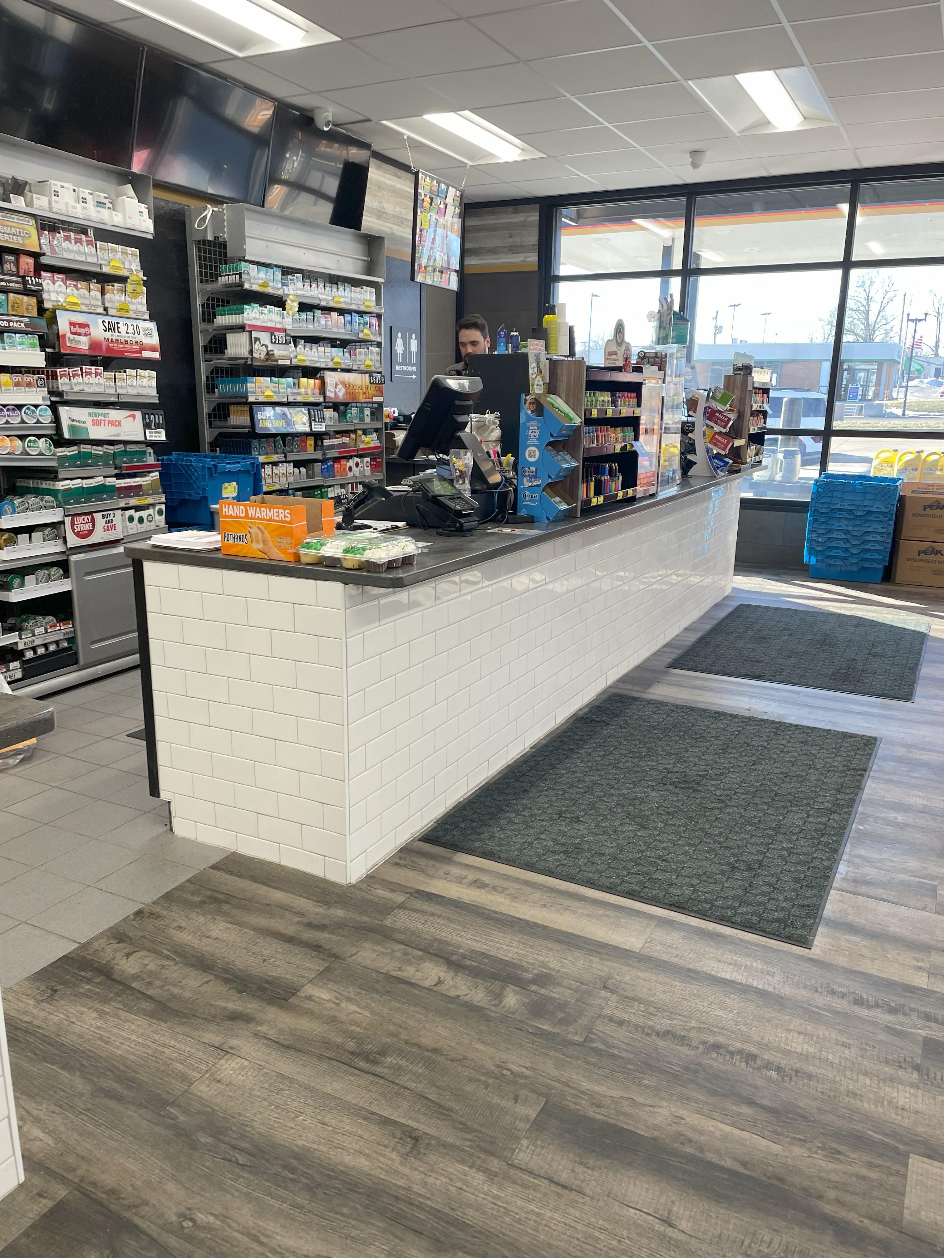 checkout counter manufacturer